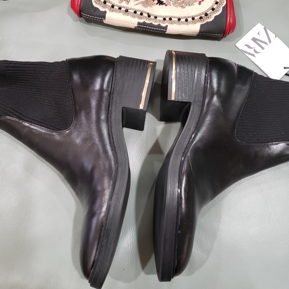 BRAND NEW W TAGS  ZARA ANKLE BOOTS - Picture 6 of 13